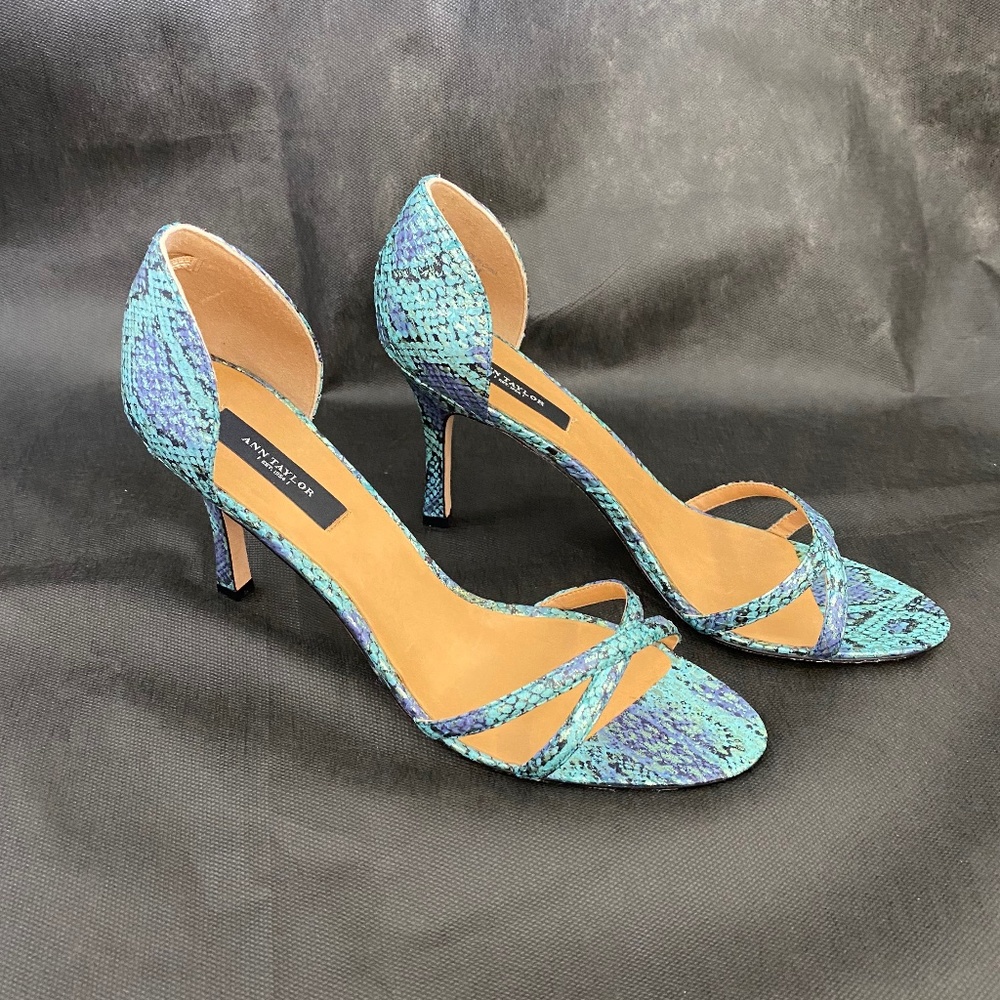 NWOT Ann Taylor Strappy D'Orsay Heels